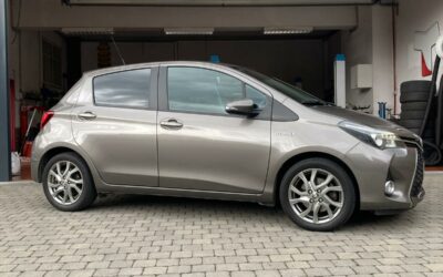 Toyota yaris lounge 1500 HSD